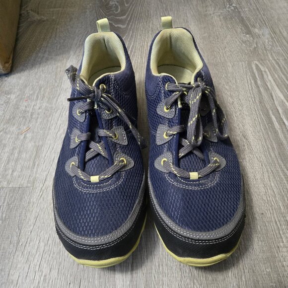 Ahnu Trail/Hiking Shoes – Women’s 8.5 - Picture 1 of 4